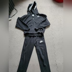 Boys coordinating Nike Sweatsuit